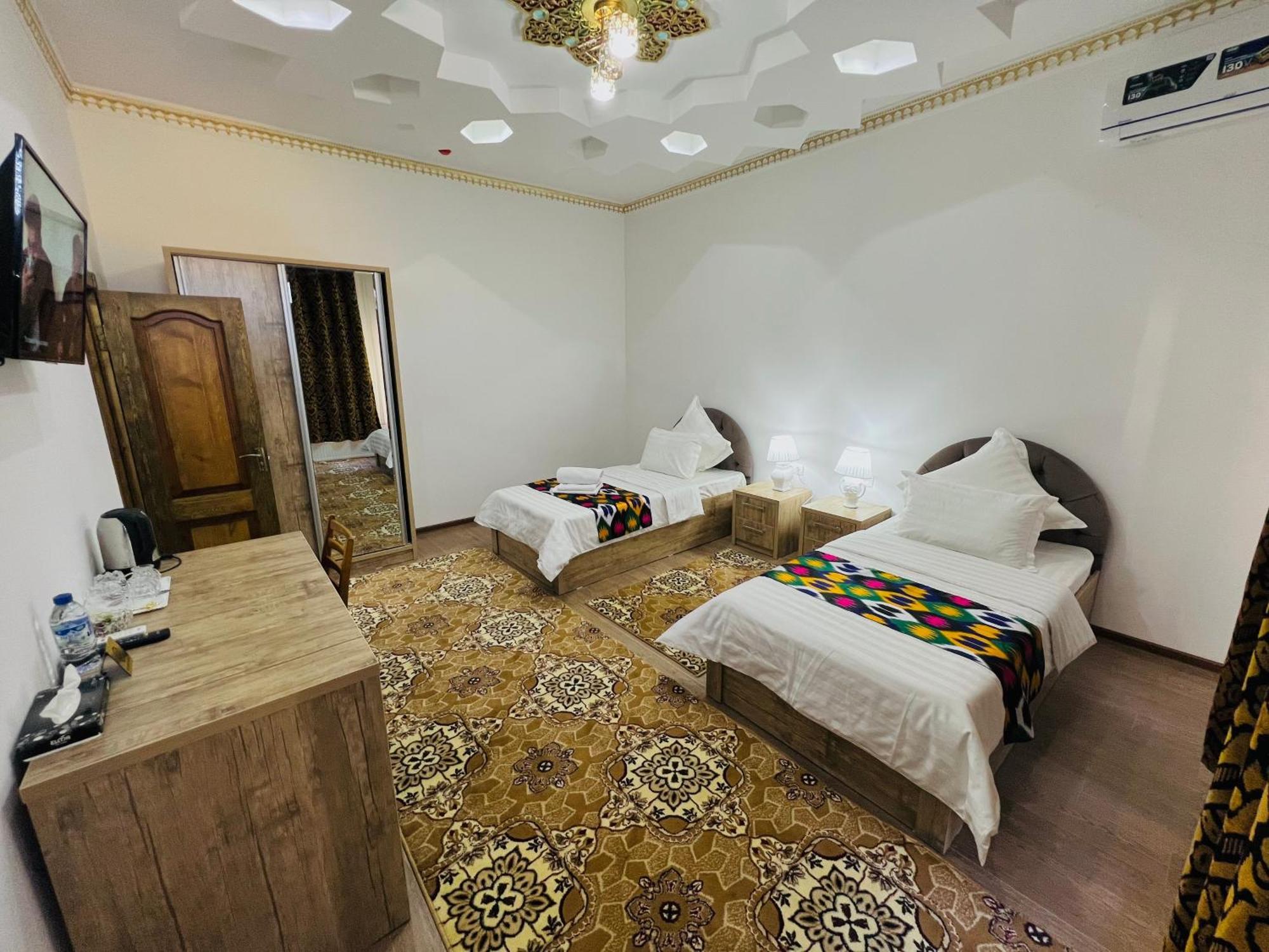 Lola Boutique Hotel Buchara Exteriör bild