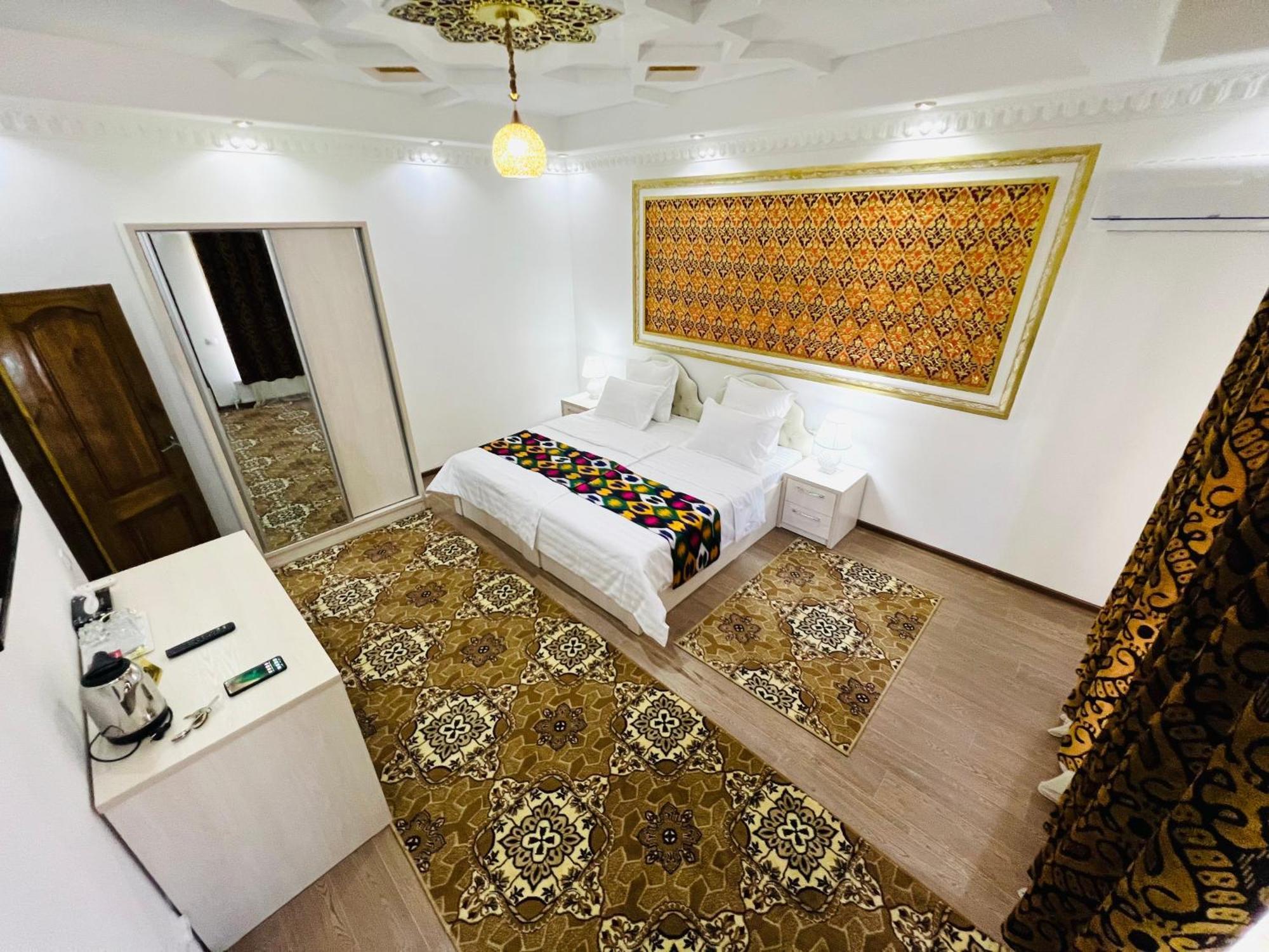 Lola Boutique Hotel Buchara Exteriör bild