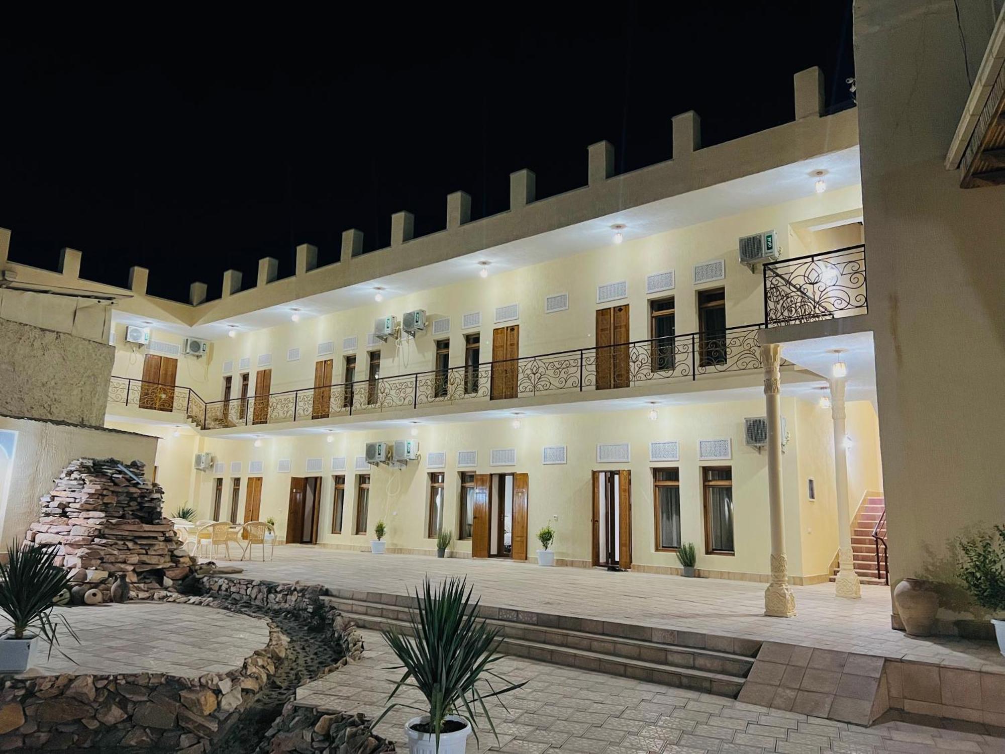Lola Boutique Hotel Buchara Exteriör bild